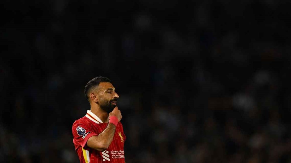Liverpool hụt hơi sau đăng quang, Salah vẫn chờ phá kỷ lục lịch sử - ảnh 1