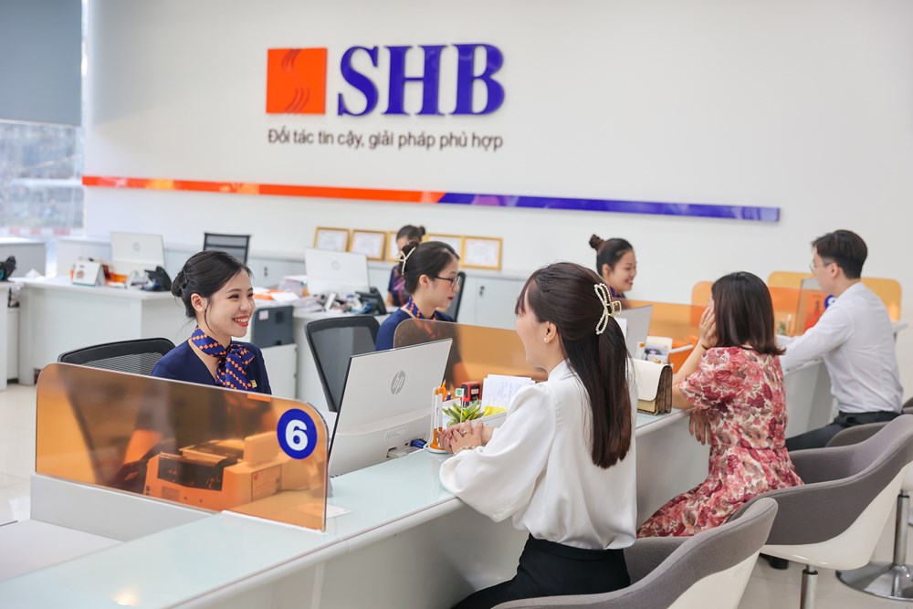 SHB chốt danh sách cổ đông nhận cổ tức tiền mặt từ ngày 10.6, đặt mục tiêu tăng trưởng đột phá năm 2025 - ảnh 1