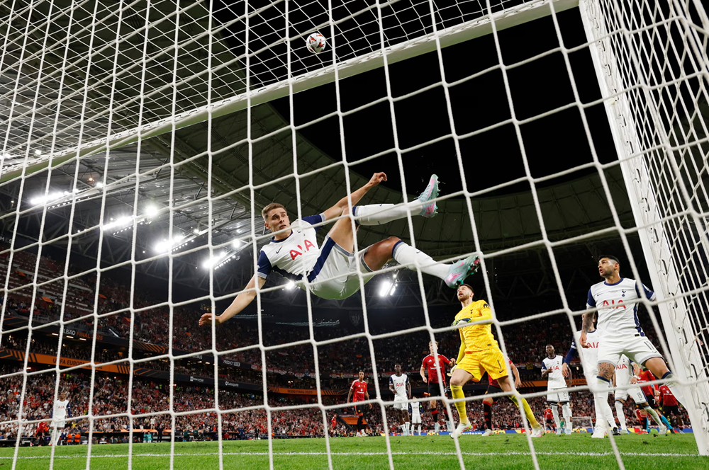 Tottenham đánh bại Man United trong trận chung kết Europa League, giành vé dự Champions League - ảnh 2