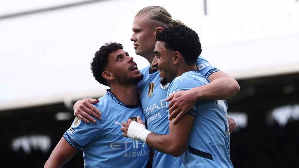 Chelsea và Man City giành vé dự Champions League - ảnh 1