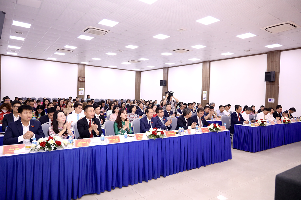 Đại hội Đảng bộ Nhà xuất bản Giáo dục Việt Nam thành công tốt đẹp - ảnh 1