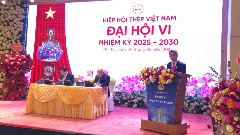 Ông Nghiêm Xuân Đa tiếp tục được tín nhiệm bầu làm Chủ tịch Hiệp hội thép Việt Nam - ảnh 1