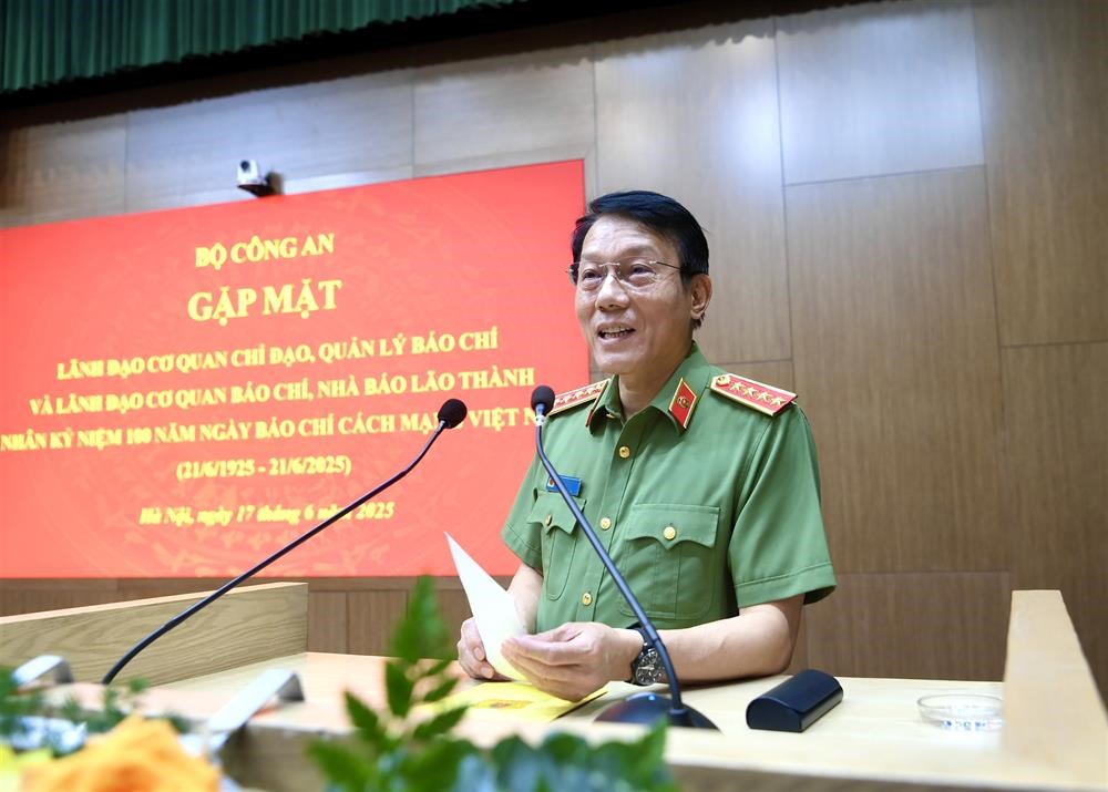 Bộ Công an gặp mặt báo chí nhân kỷ niệm 100 năm Ngày Báo chí cách mạng Việt Nam - ảnh 1