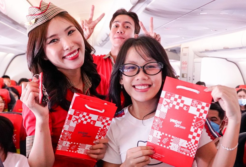 Vietjet đồng hành cùng người hâm mộ đến K-Star Spark 2025 tại Hà Nội - ảnh 1