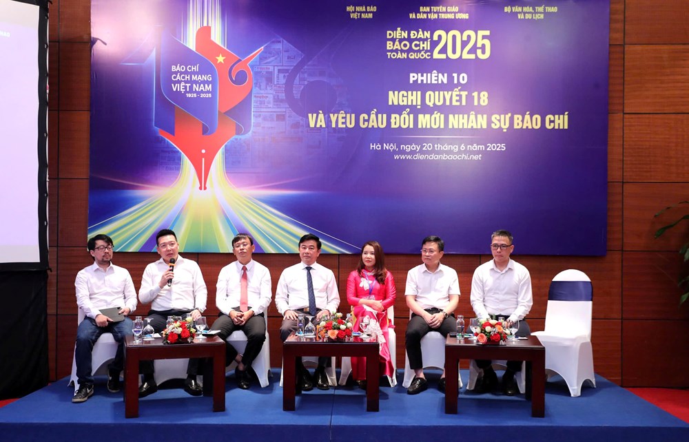 Thực hiện Nghị quyết 18 trong lĩnh vực báo chí: Tái định hình tư duy, nâng tầm vai trò người làm báo - ảnh 1
