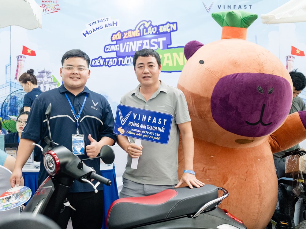 Nhiều người dân Thủ đô sẵn sàng “đổi xăng lấy điện” cùng VinFast - ảnh 2