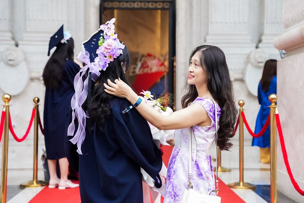 VinUni tổ chức lễ tốt nghiệp cho gần 150 sinh viên “thế hệ kiên cường” - ảnh 1