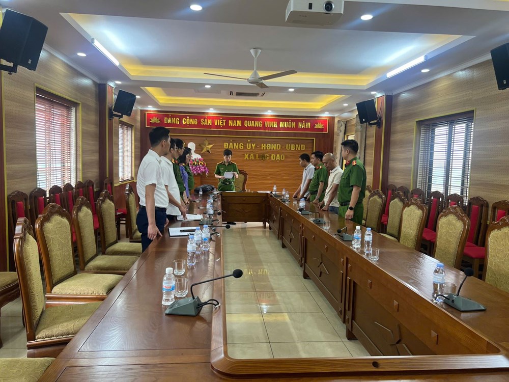 Hưng Yên: Khởi tố, bắt tạm giam 2 đối tượng liên quan vụ cháy xưởng phế liệu khiến 6 người tử vong - ảnh 1