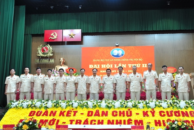 Triển khai thực hiện tốt công tác bảo vệ an ninh chính trị nội bộ - ảnh 3