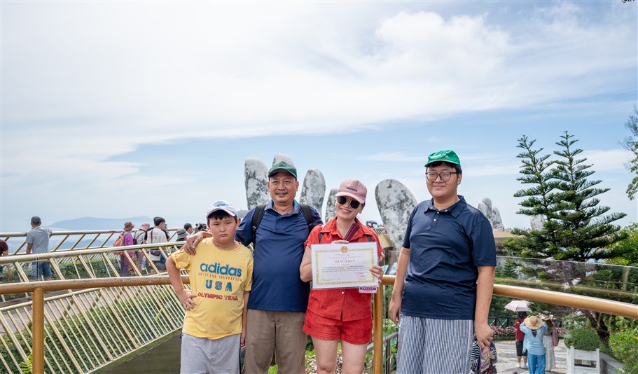 Gần 10 ngàn lượt học sinh giỏi đến Ba Na Hills vui chơi miễn phí - ảnh 5