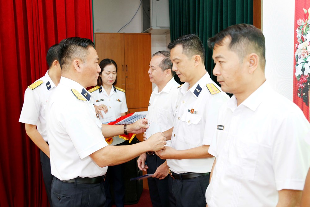 Binh đoàn 20 - Tổng Công ty Tân Cảng Sài Gòn: Gặp mặt, tặng quà thương binh, con liệt sĩ - ảnh 1