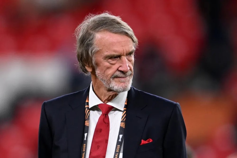 Man Utd chi 50 triệu bảng nâng cấp đại bản doanh: Có cả tiệm cắt tóc riêng cho cầu thủ - ảnh 4
