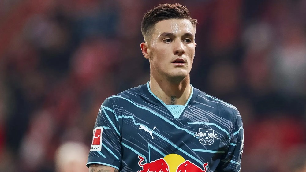 Tin chuyển nhượng bóng đá 3.8: Man United “quay xe” giữ Antony; Son Heung-min chia tay Tottenham - ảnh 1