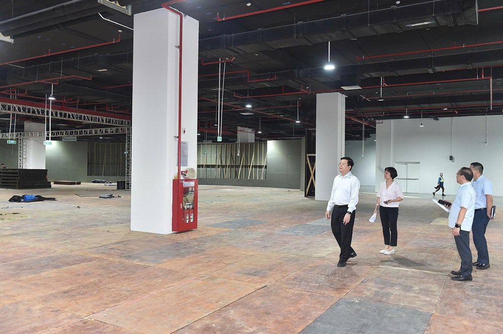 Phó Thủ tướng Mai Văn Chính hoan nghênh tiến độ thi công Triển lãm Thành tựu đất nước - ảnh 4