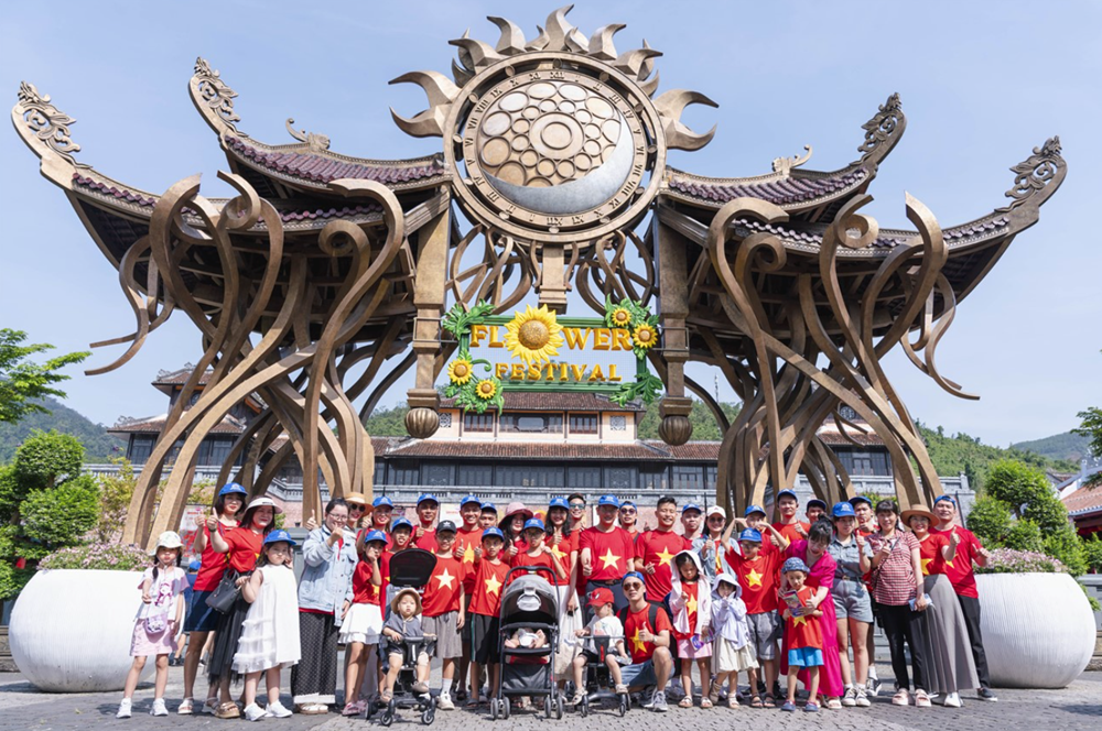 Sun World Ba Na Hills ưu đãi hơn 40% cho khách Việt dịp Tết Độc lập 2.9 - ảnh 1
