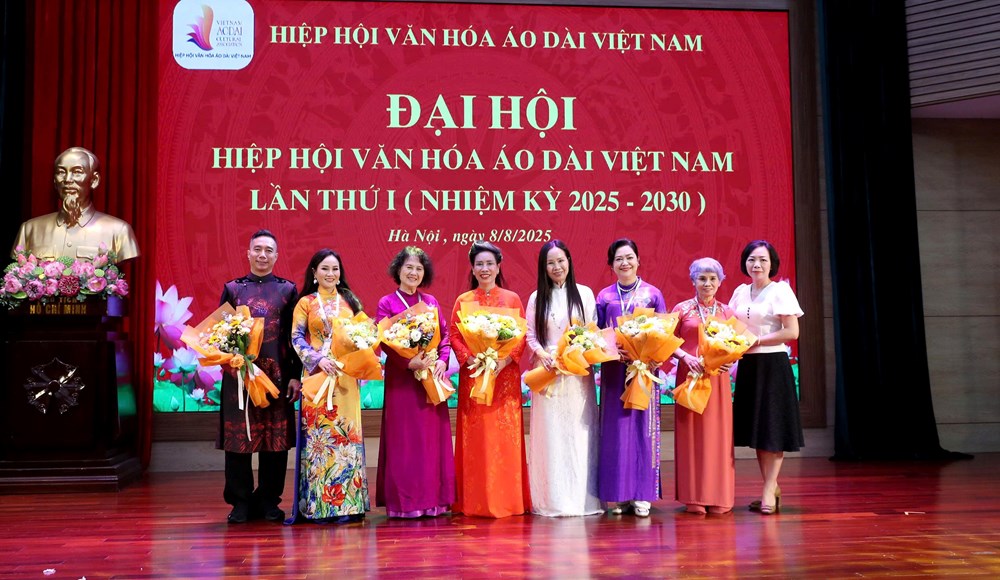 Đại hội lần thứ nhất Hiệp hội Văn hóa Áo dài Việt Nam: Áo dài có “mái nhà chung“ - ảnh 4