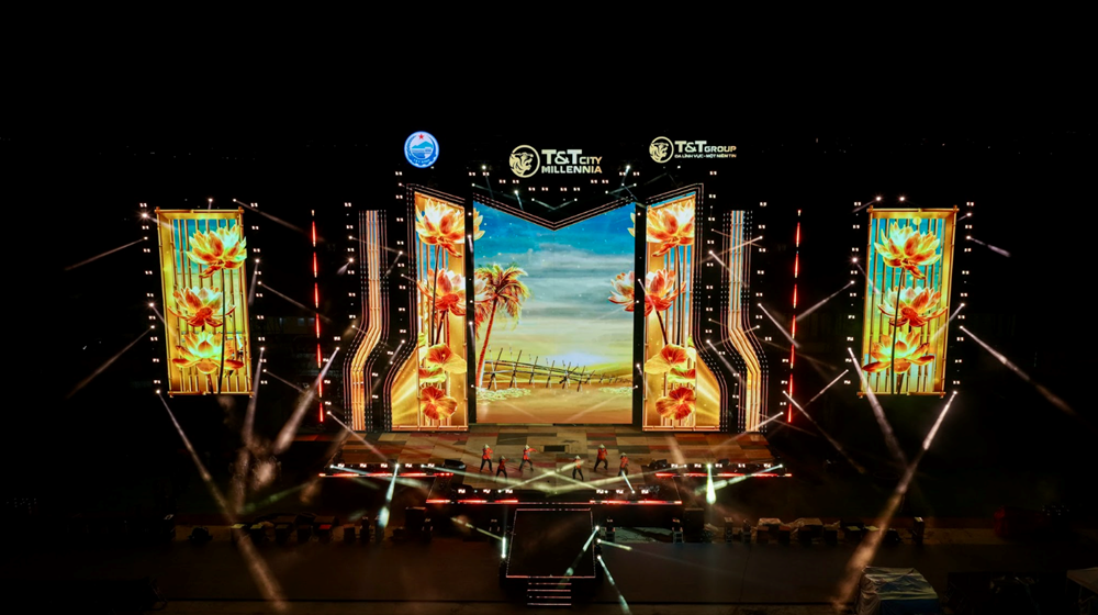 Thành phố Thiên niên kỷ T&T City Millennia bừng sáng trước đại nhạc hội - ảnh 7