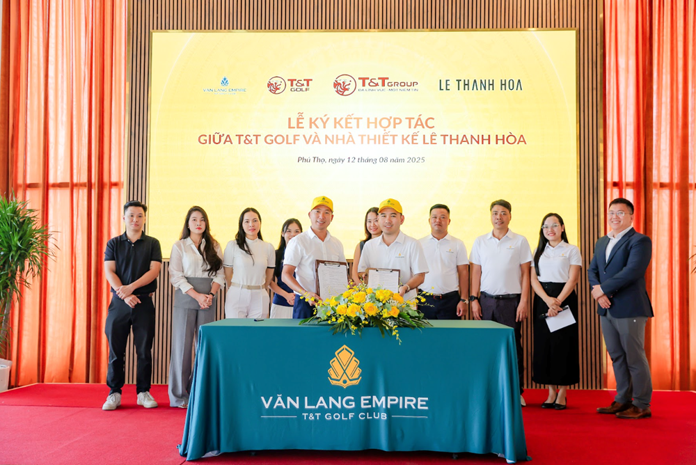 Cán bộ, nhân viên Văn Lang Empire T&T Golf Club sẽ được NTK Lê Thanh Hòa thiết kế đồng phục riêng - ảnh 1