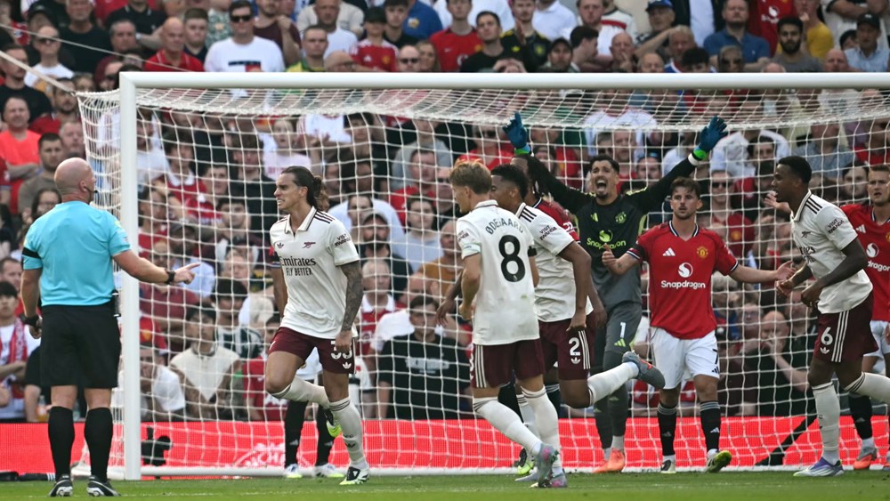 Arsenal hạ gục Man United: Vẫn chỉ một công thức - ảnh 3