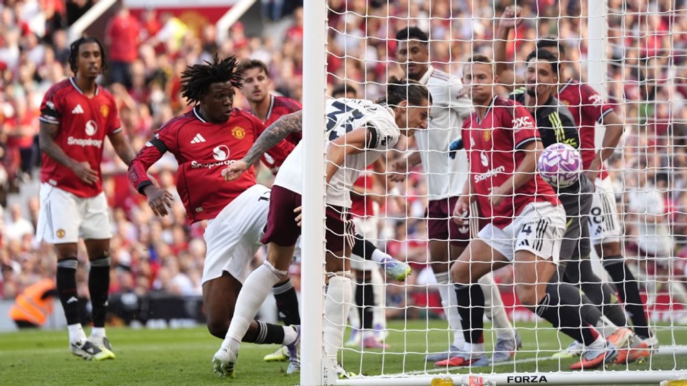 Arsenal hạ gục Man United: Vẫn chỉ một công thức - ảnh 2