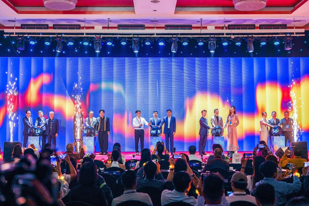 SHB cùng đất nước kiến tạo “Niềm tin số” - ảnh 3