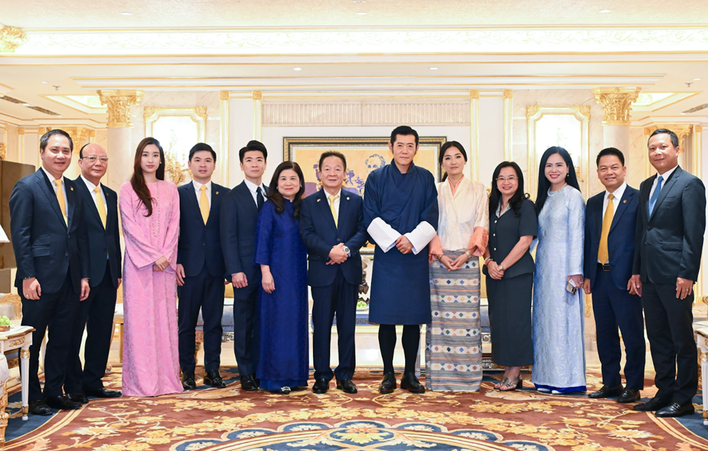 Quốc vương Bhutan và Hoàng hậu tới thăm Tập đoàn T&T Group - ảnh 3