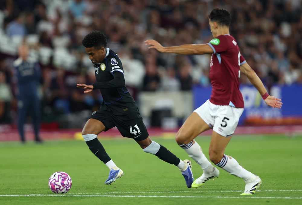 Estevao bùng nổ giúp Chelsea hủy diệt West Ham: Thần đồng thổi bùng giấc mơ xanh - ảnh 2