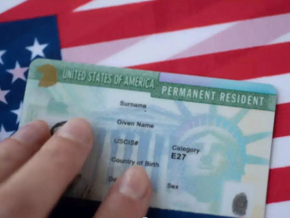 Tắc nghẽn green card: EB-1C nổi bật trong bối cảnh backlog lan rộng - ảnh 1