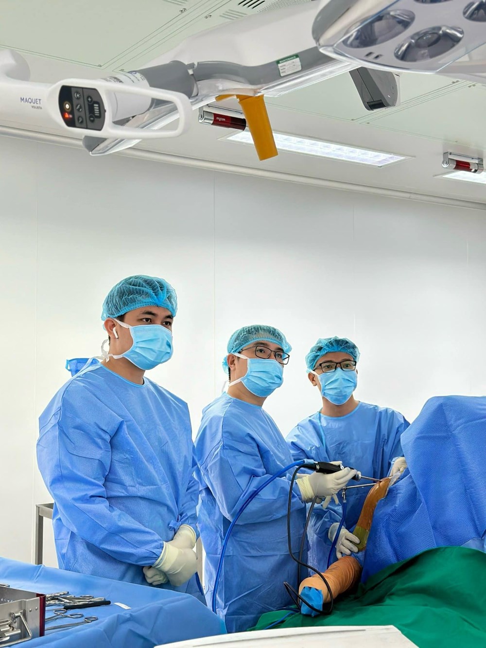 Vị bác sĩ khiến bệnh nhân người Nhật nhất quyết phải sang Việt Nam phẫu thuật - ảnh 2