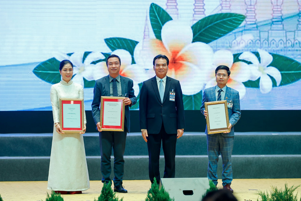 T&T Group hoàn thành đường dây truyền tải điện gió Savan 1 về Việt Nam trước thềm Đại lễ A80 - ảnh 2