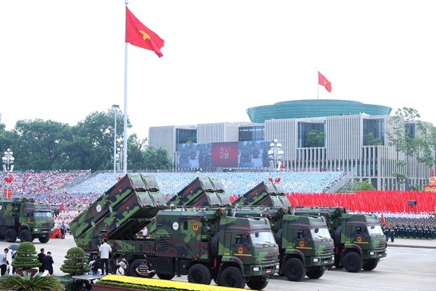 Tên lửa, radar, UAV Viettel ‘đi giữa lòng dân’ - ảnh 1