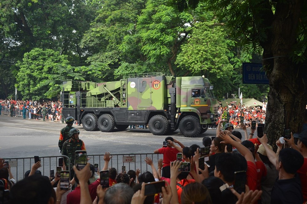 Tên lửa, radar, UAV Viettel ‘đi giữa lòng dân’ - ảnh 2