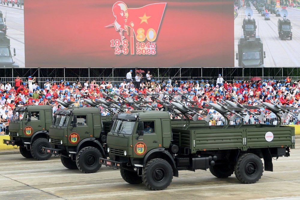 Tên lửa, radar, UAV Viettel ‘đi giữa lòng dân’ - ảnh 4