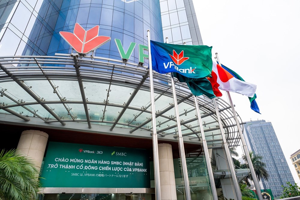 2 con gái phó chủ tịch VPBank dự mua 40 triệu cổ phiếu VPB - ảnh 1