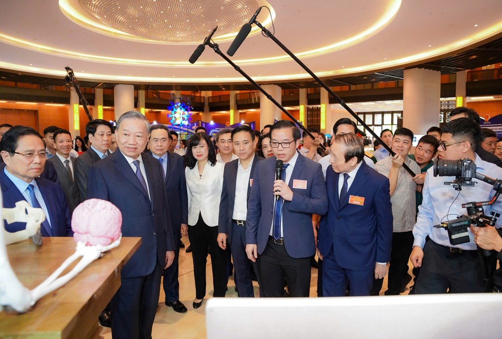 Vinmec gây ấn tượng với robot y tế “Make in Vietnam” và công nghệ 3D đột phá - ảnh 2