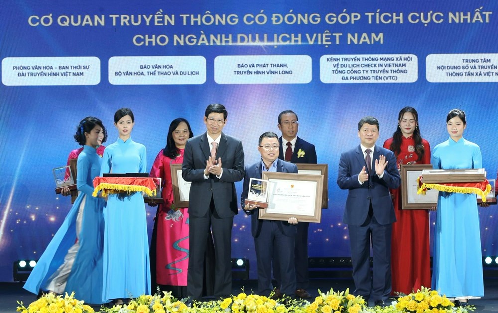 Du lịch Việt Nam vươn tầm: 113 tập thể, doanh nghiệp được vinh danh tại Giải thưởng Du lịch Việt Nam 2025 - ảnh 4