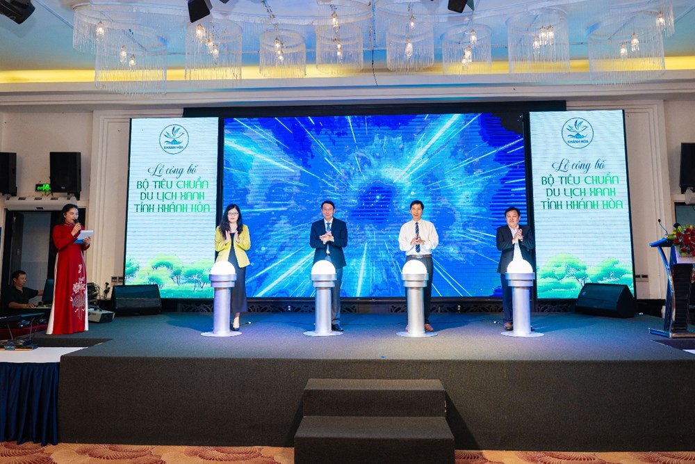VinUni “chiến thắng kép” tại ESG Business Awards 2025 - ảnh 2
