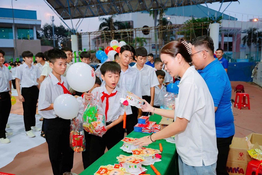 Đêm Hội Trăng Rằm 2025 – Tết Trung Thu ấm áp cho thiếu nhi ngành VHTTDL Đồng Nai - ảnh 3