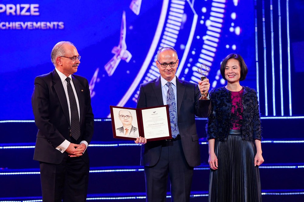 GS. Omar M. Yaghi – Chủ nhân Giải thưởng VinFuture nhận Giải Nobel Hóa học 2025 - ảnh 2