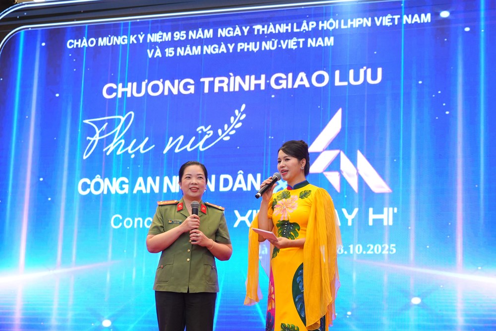 “Em Xinh – Say Hi” giao lưu cùng 500 nữ chiến sĩ Công an Nhân dân: Tôn vinh vẻ đẹp, bản lĩnh và lòng nhân ái của phụ nữ Việt - ảnh 6