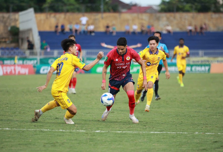Nhận định trận đấu SLNA vs CAHN, 18h00 ngày 18.10: Thay tướng có đổi vận? - ảnh 2