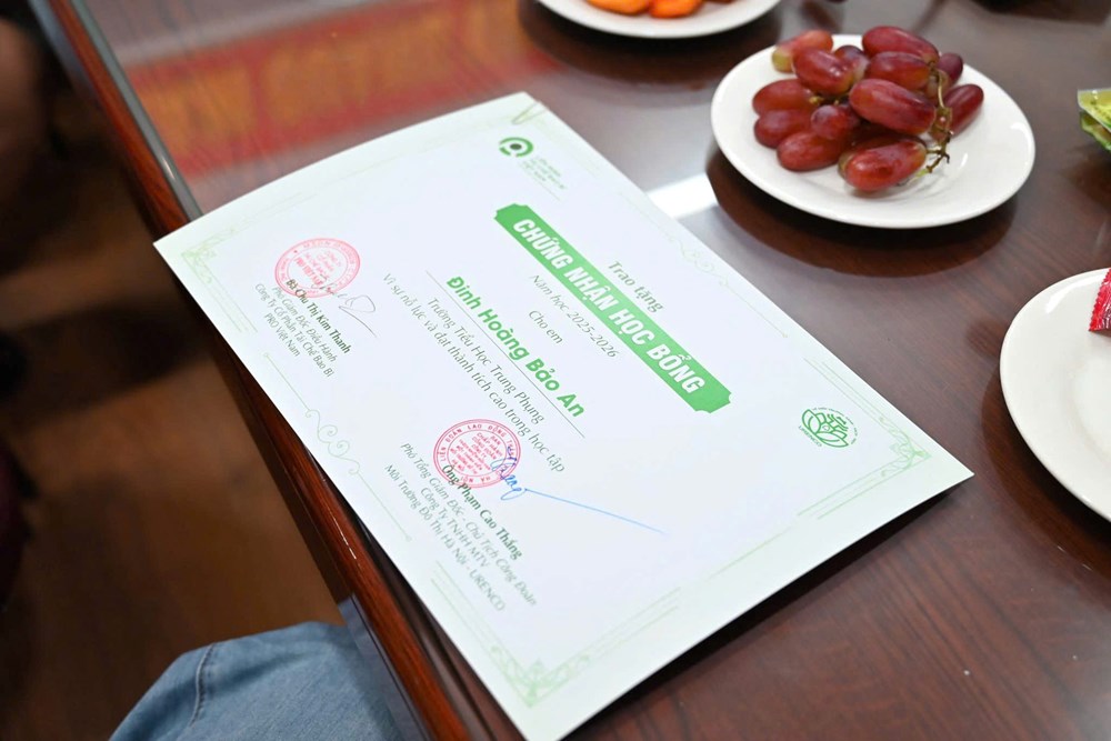 Học bổng “PRO Việt Nam - URENCO”: Tiếp sức ước mơ con em công nhân môi trường - ảnh 8