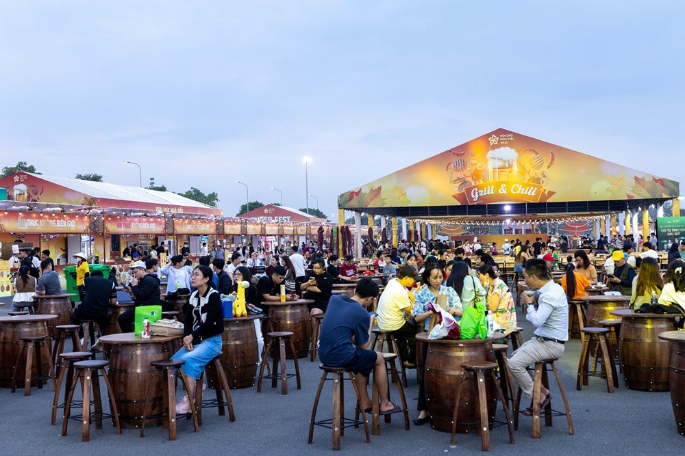 Hội chợ Mùa Thu lần Thứ nhất - 2025: “Cực phẩm” ẩm thực – “Đại tiệc ăn chơi’ hot nhất thời điểm này - ảnh 7