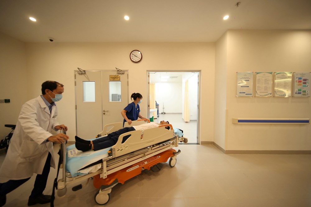 Vinmec khai trương phòng khám Đa khoa Quốc tế tại Vincom Mega mall Royal Island - ảnh 2