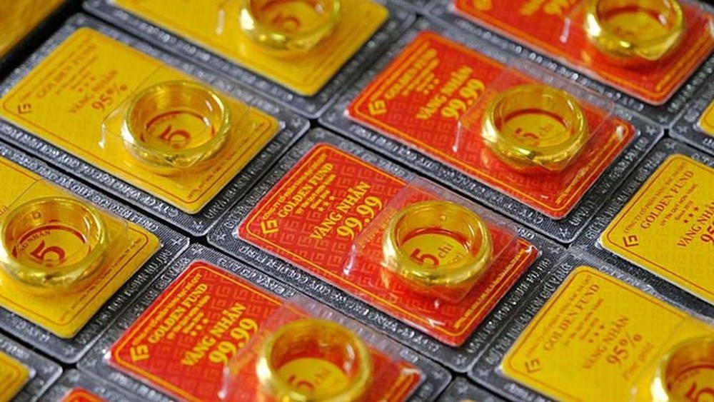 Giá vàng hôm nay 2.11: Neo cao, thị trường tạm lắng sau biến động mạnh - ảnh 1