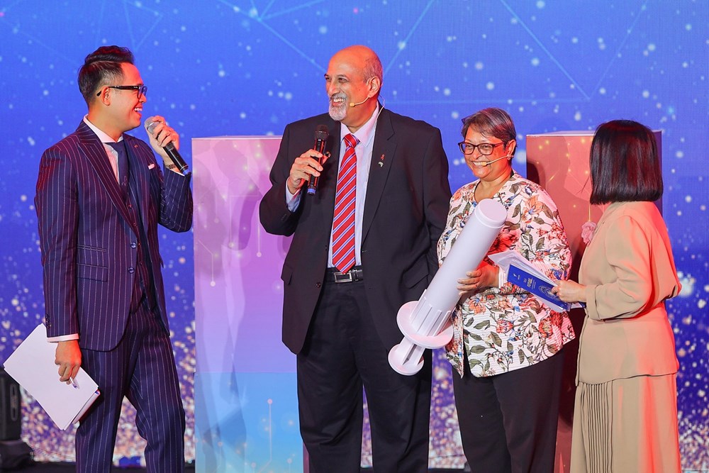 VinFuture mùa đầu tiên giữa đại dịch Covid-19: Biểu tượng của hy vọng và đoàn kết - ảnh 2