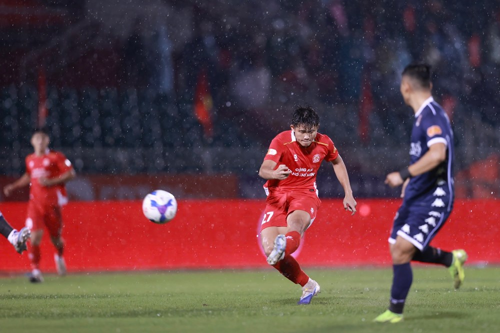 Lan tỏa những giá trị tích cực trên các sân cỏ V.League - ảnh 4