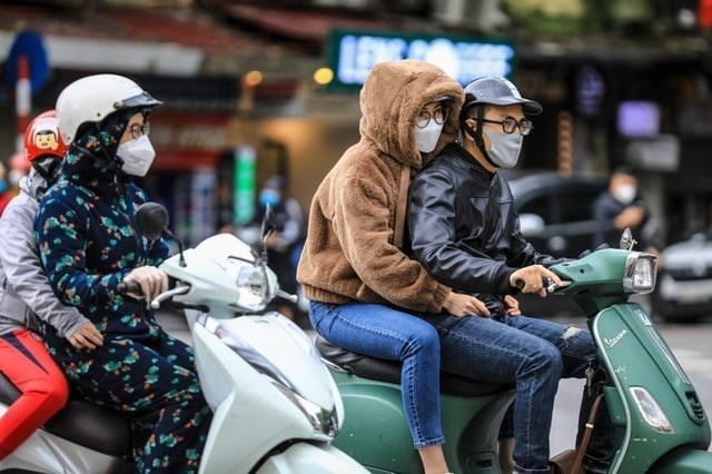 Dự báo thời tiết 13.11: Bắc Bộ sáng sớm trời rét, Nam Bộ chiều tối mưa dông - ảnh 1