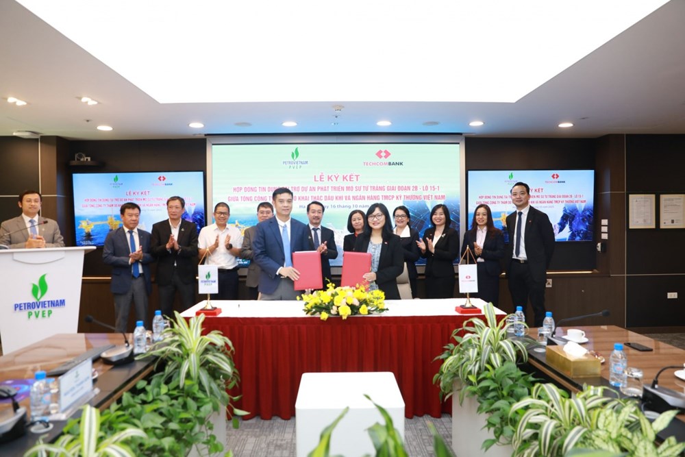 PVEP ký kết hợp đồng tín dụng cho dự án Phát triển mỏ Sư Tử Trắng giai đoạn 2B - ảnh 2