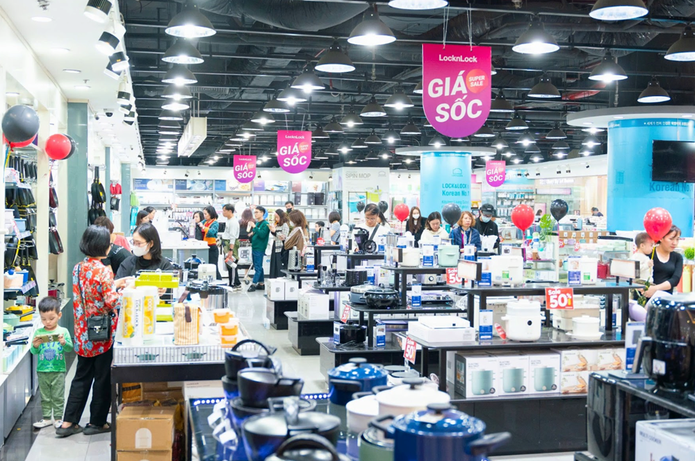 Vincom Black Friday 2025: Đại tiệc giảm giá khuấy động thị trường bán lẻ cả nước - ảnh 5